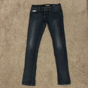 GUESS JEANS
